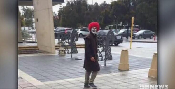 当心！“恐怖小丑”已重返澳洲街头 女子被吓到狂奔2500米求援 - 3