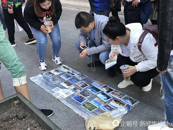 外国驴友在中国摆摊卖旅行照：一张照片有人给100元，小哥1小时赚千元（组图） - 6