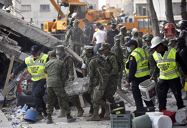 墨西哥：地震演习结束后强震 居民误将警报当演习(图) - 1