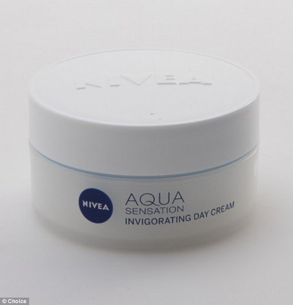 44886B9500000578-4904618-The_cheapest_moisturiser_tested_the_11_Nivea_Aqua_Sensation_Invi-m-125_1505947877827.jpg,0