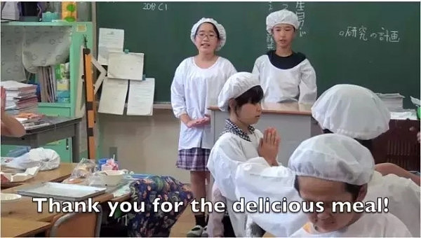日本小学10元午餐，引1300万人观看，震惊全世界（组图） - 18