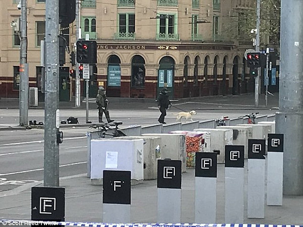 突发！男子意图驾车在墨尔本CBD撞人 警方开枪将其制服 Flinders St被封（组图+视频） - 14