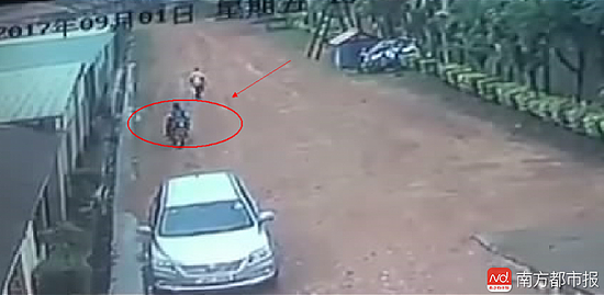 中国女商人在乌干达遭人连开四枪杀害 遗体运回国