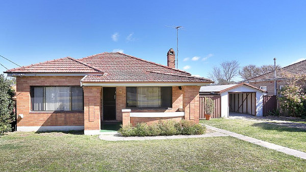 64 Warwick Rd, Merrylands. NSW Real Estate.