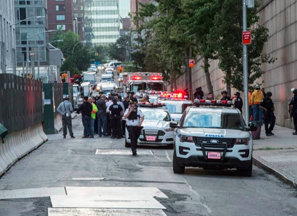 美国纽约发生枪击案 被解雇员工枪杀老板后自杀（组图） - 2