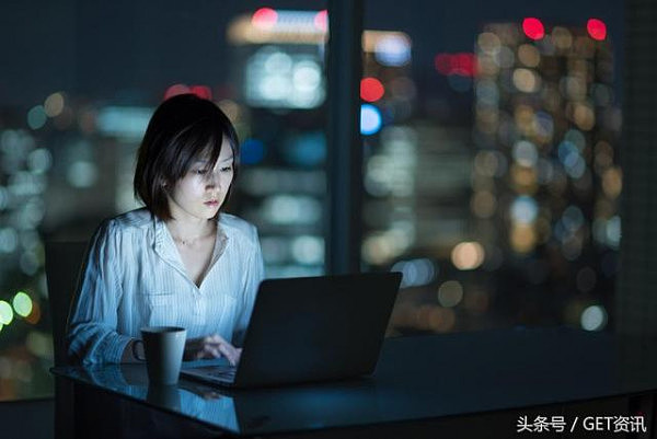 港女看日本职场：比香港还惨烈，不是人呆的地方