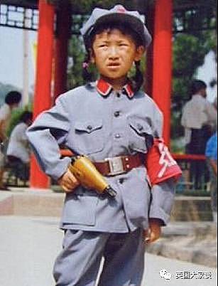 老外被中国90后魔性的“毁童年”照片搞得目瞪口呆（组图） - 8