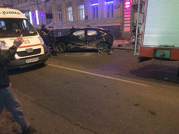 乌克兰富豪女儿闯红灯撞死六人 被保镖护送离开（组图） - 8