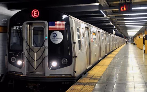 尿骚冲鼻老鼠成灾，一度被称为“世界上最危险的地方”，这就是让人又爱又恨的纽约地铁站 - 5