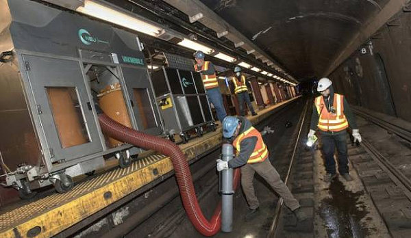 尿骚冲鼻老鼠成灾，一度被称为“世界上最危险的地方”，这就是让人又爱又恨的纽约地铁站 - 16