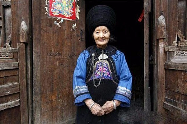 中国最后一位压寨夫人：16岁自愿嫁土匪，现96岁容貌仍惊艳世人！（组图） - 6
