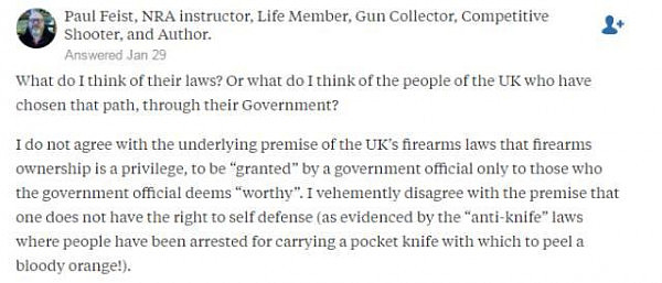 美国枪杀案频发，英国人庆幸控枪，美国人反驳：拿啥保护自己？