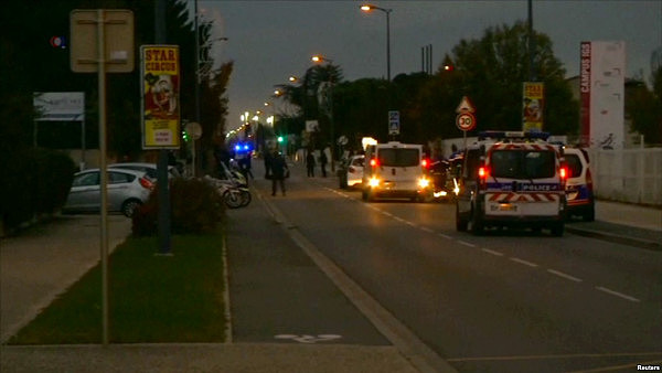 法国突发汽车袭击事故致3人受伤 伤者均为中国留学生 - 6
