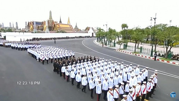 国王葬礼后 泰国司机的提问让中国学者猝不及防（组图） - 17