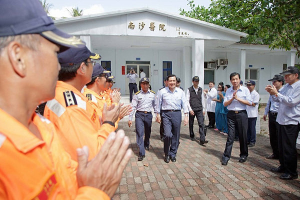 马英九给台湾大学生讲课：我们是中国人也是台湾人 大陆网友听了却说他好可怕！ - 4