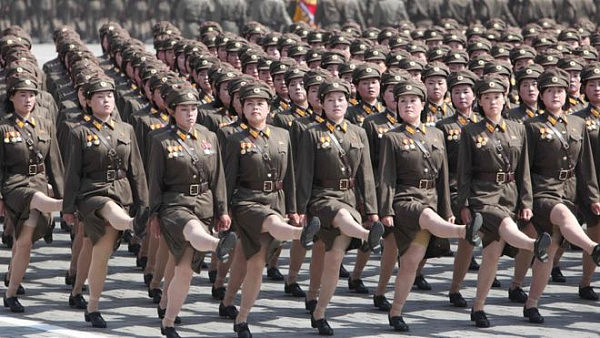 一名朝鲜女兵的特写：暴力、停经、被性侵...（组图） - 2