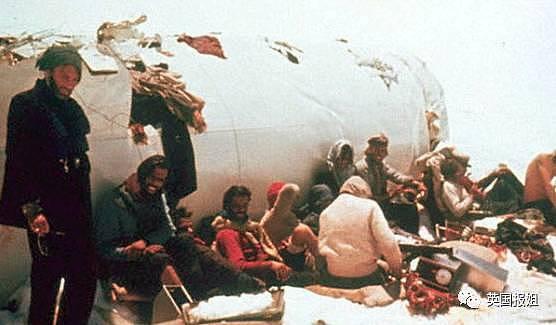 1场空难，45名乘客，72天雪山求生，他们靠吃尸体度日... - 8