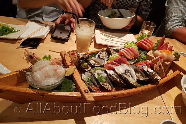 z4-Sashimi-Boat.jpg,0