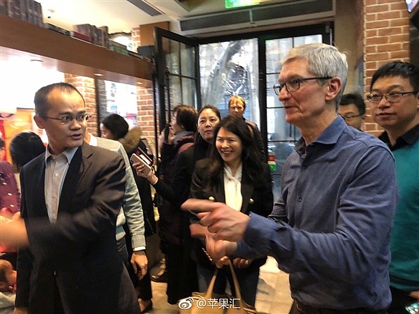苹果CEO库克上海吃生煎的饭桌上发生了些什么？（组图） - 2