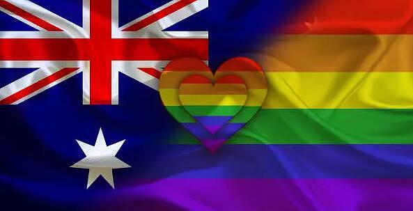多数票通过！澳洲同性婚姻今天正式合法化！最早1月8日可注册结婚！这是澳洲历史性一刻！现场人们相拥欢呼到炸裂！ - 51