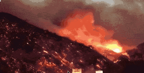 美国恐怖山火犹如末日灾难大片，20万居民被迫撤离！浓烟从太空清晰可见（组图） - 39