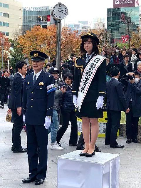 日本美少女桥本环奈变身“史上最萌警长”，网友：请逮捕我吧！