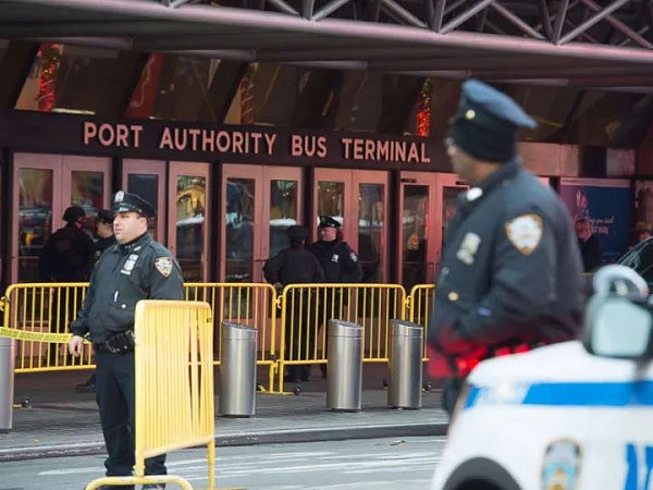 纽约地铁发生人肉炸弹恐袭，致4人受伤！嫌犯以IS名义作案，本策划更大规模死伤！（组图） - 1