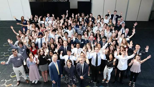 轰动！悉尼高考放榜！华人学生收割20多个单科状元，横扫全悉尼，专治一切不服气.... - 4