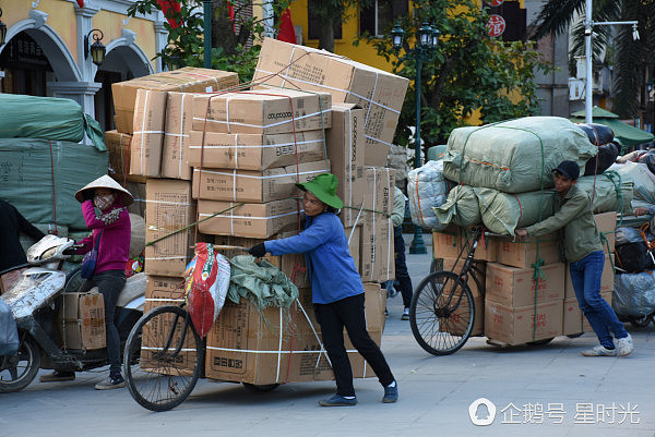 越南人来华猛扫国货 自行车能驮3000斤货（组图） - 2
