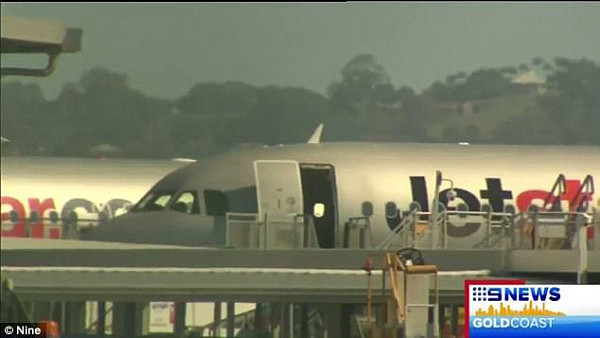 An unknown gas at an airport has left six Jetstar crew members in hospital after they inhaled fumes