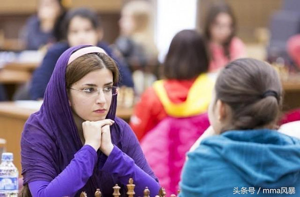 她是伊朗最美运动员！但因拒绝带头巾被国家开除，并且永远禁赛！