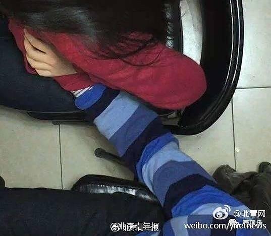 北京一中学老师多次猥亵强奸未成年女生获刑12年6月