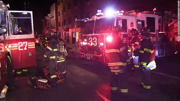 3岁小孩引发纽约25年来最严重火灾！已造成27人死伤... - 7