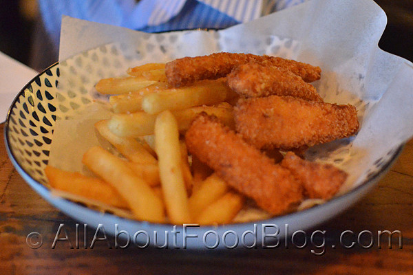 z30-Fish-Fingers-and-Chips.jpg,0