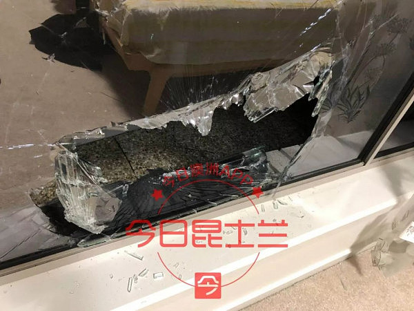 歹徒不放假，跨年夜破窗而入！澳洲华人再遭入室盗窃，轿车、奢侈品包包被盗！ - 2