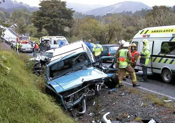 痛心！中国花季女留学生新西兰车祸丧生！事发时3车相撞，相当惨烈！ - 13