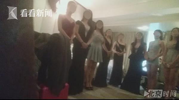 上海五星级酒店涉黄场所：10多名衣着暴露的女子可随便挑选 1小时收费上千元（组图） - 1