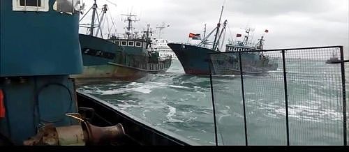 韩国海警称中国渔船非法捕鱼 开枪警告并扣押20人