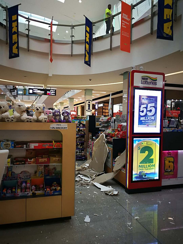 突发！悉尼Rhodes购物中心发生天花板垮塌事件 多家店铺被封锁（视频/组图） - 2