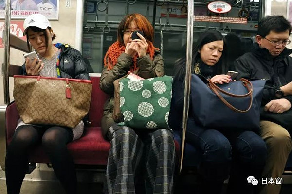 中国人在日本地铁大声吵闹，还扇了日本人一巴掌？（组图） - 6