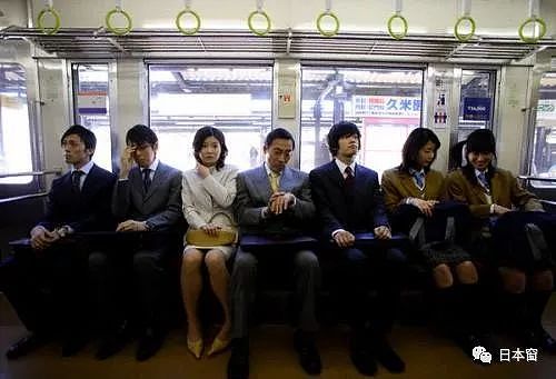 中国人在日本地铁大声吵闹，还扇了日本人一巴掌？（组图） - 7