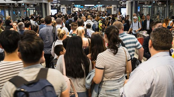 今天，悉尼火车没有“意外”，再次进一步延误！多条线路8点后才运行，上班又迟到！ - 5
