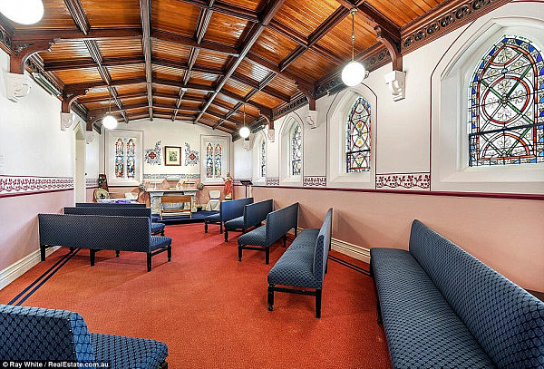 The breathtaking property in the Queensland town of Warwick sits on 10,000 square meters of land and includes this chapel 