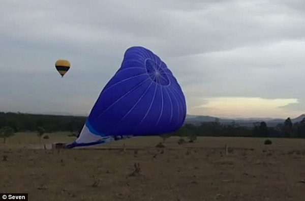 视频曝光！新州猎人谷热气球坠毁多人受伤 乘客冒死拍下惊险一幕（视频） - 2