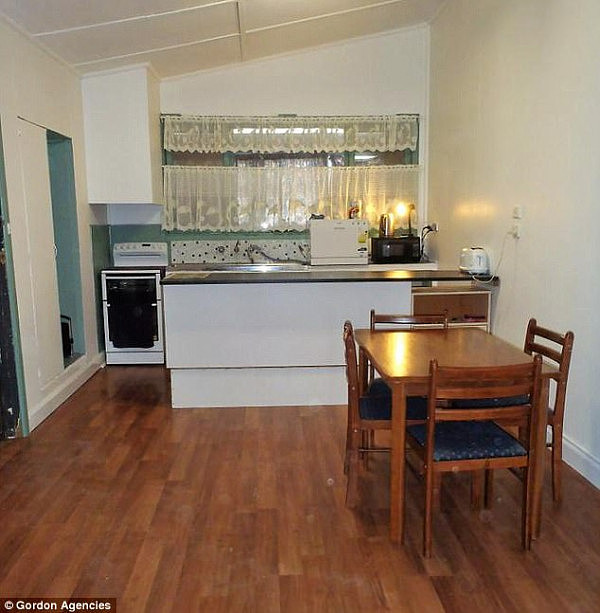 两居室带后院的房屋仅售5.5万刀？全澳最便宜的房子可能就是它啦！（图） - 4