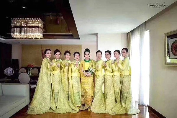 缅甸土豪嫁女震惊全国 新娘全身翡翠价值5亿（组图） - 7