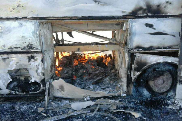 哈萨克斯坦一辆客车着火致52人遇难 5人幸运逃生（组图） - 4