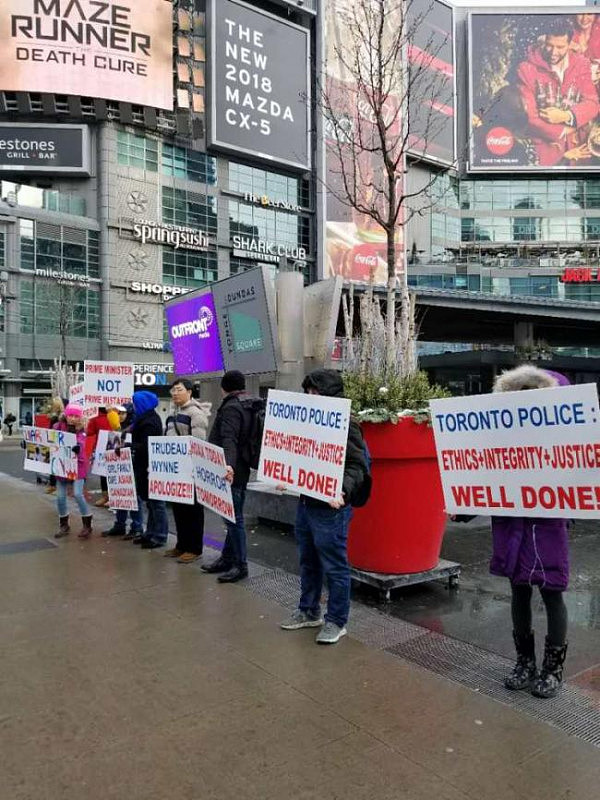 加拿大华人游行抗议，要求特鲁多就“穆斯林女孩被剪头巾”事件致歉(组图) - 7