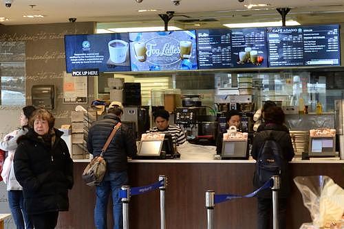 美国华裔疑咖啡被吐痰事件进展：涉案员工已被解雇
