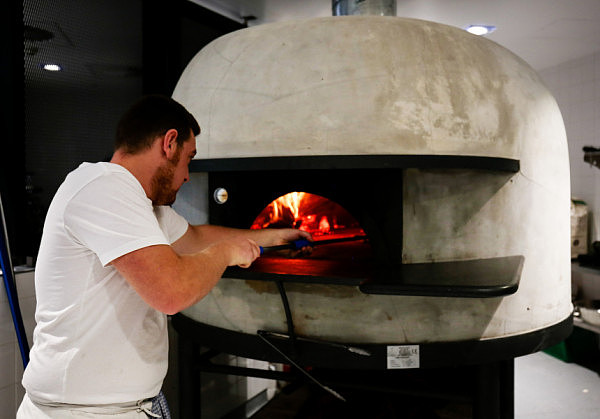 意大利球迷看过来！悉尼这家餐厅可以买周边、吃正宗意式披萨！（图） - 8
